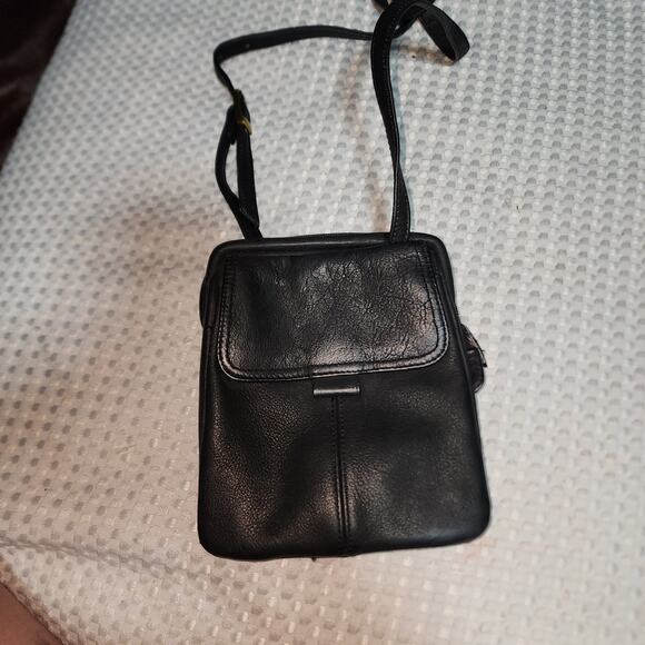 MARLO EUC SMALL LEATHER WALLET CROSSBODY BAG - Picture 1 of 5